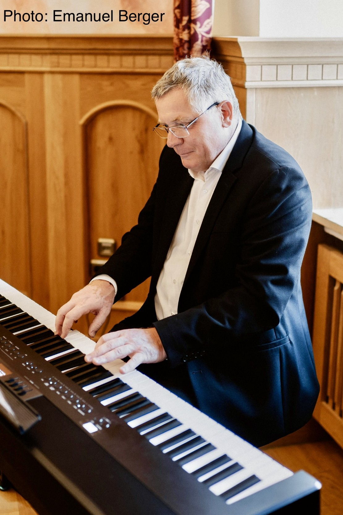 Pianist für Trauung Hochzeit Bar Hote Restaurant